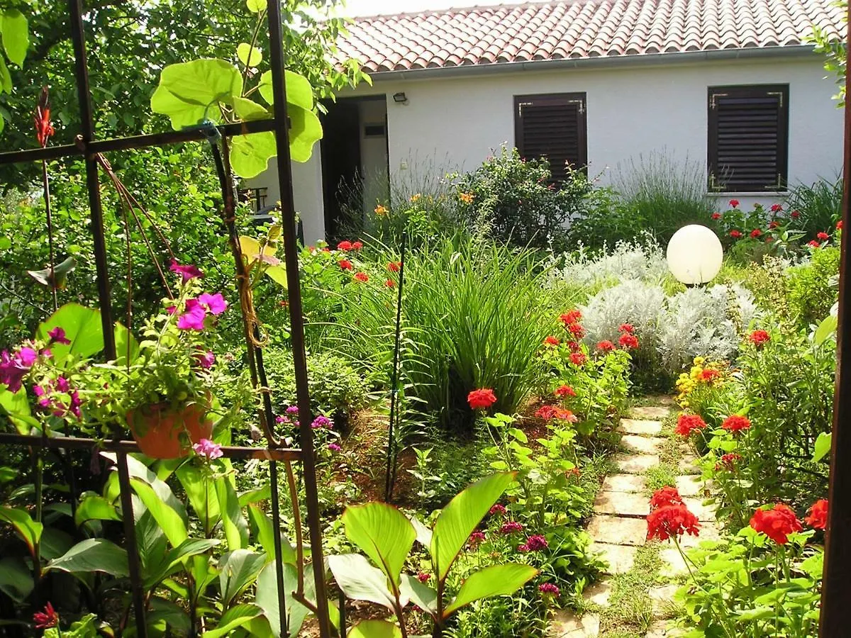 Lavanda Vacation Home. Medulin 0*,  Croatia